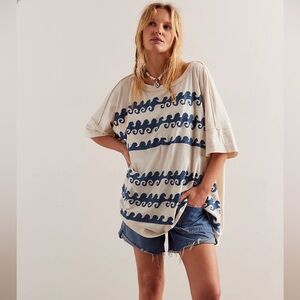 ▪️NWT We The Free Chill Vibes Tee